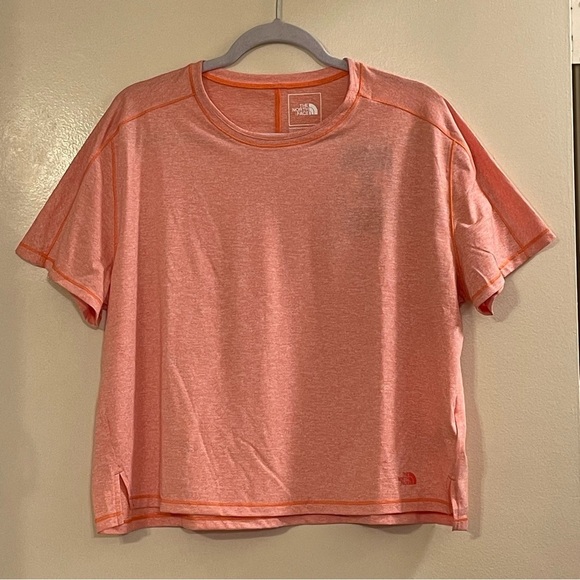 THE NORTH FACE EA Dawndream Relaxed Short Sleeve in Emberglow Orange Heather - Picture 4 of 8